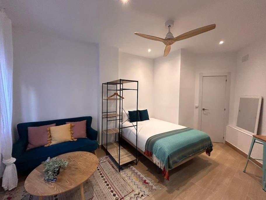 Ideal Studio In Cuatro Caminos - Guipuzcoa Мадрид Экстерьер фото